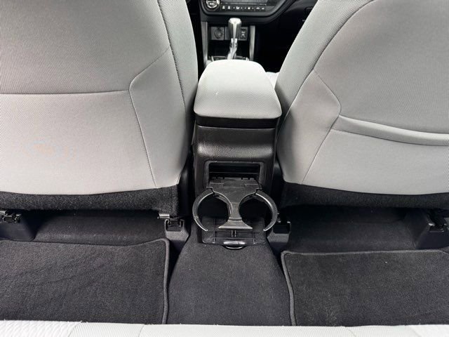 Used 2014 Toyota Corolla LE FWD image 23