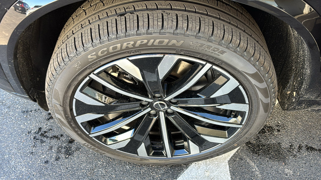 New 2026 Volvo XC90 B6 Ultra w/ Protection Package AWD/4WD image 33