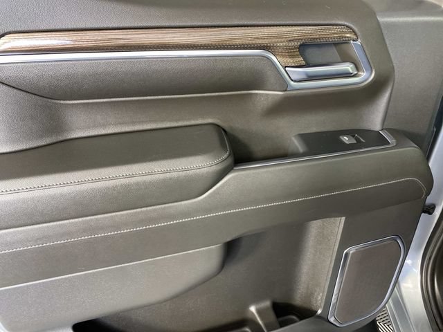 Used 2023 Chevrolet Silverado 1500 LT AWD/4WD image 25