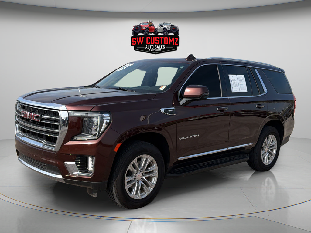 Used 2023 GMC Yukon SLT w/ SLT Premium Package AWD/4WD image 3
