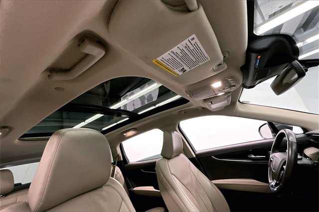 Used 2022 Lincoln Nautilus Reserve w/ Monochromatic Package image 16