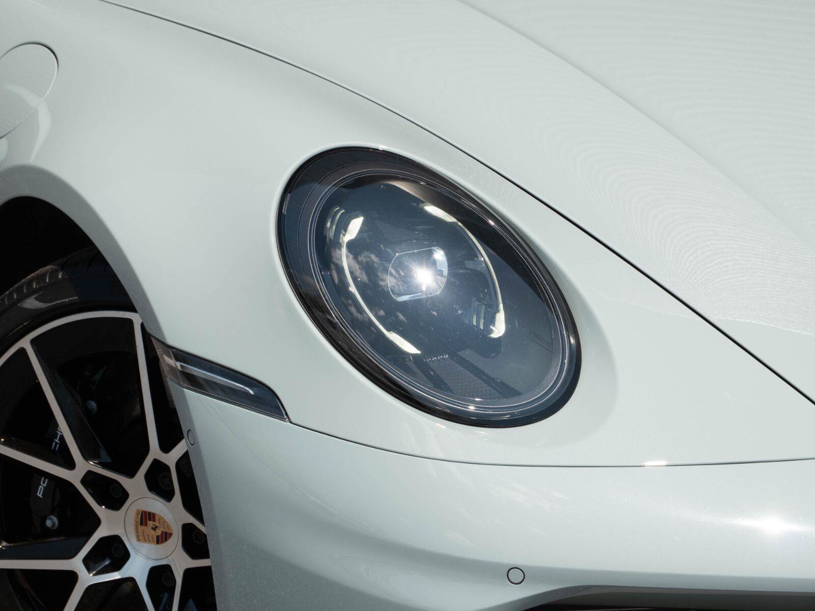 Certified 2025 Porsche 911 Carrera S RWD image 29