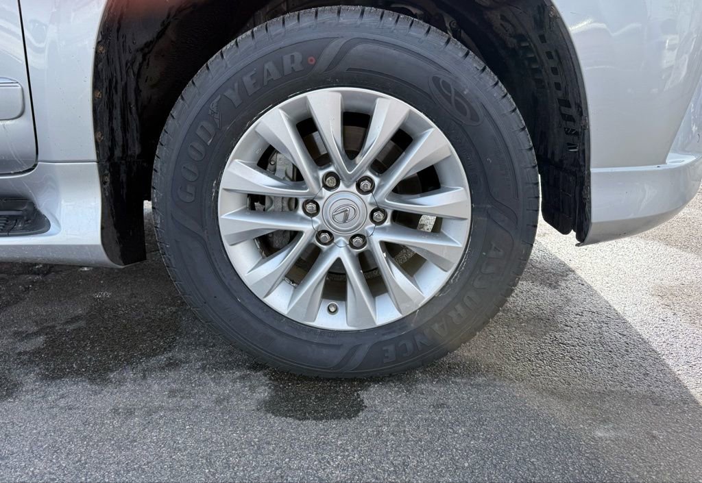 Used 2017 Lexus GX 460 Premium image 29