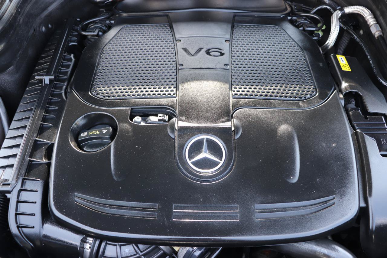 Used 2015 Mercedes-Benz GLK 350 4MATIC image 53