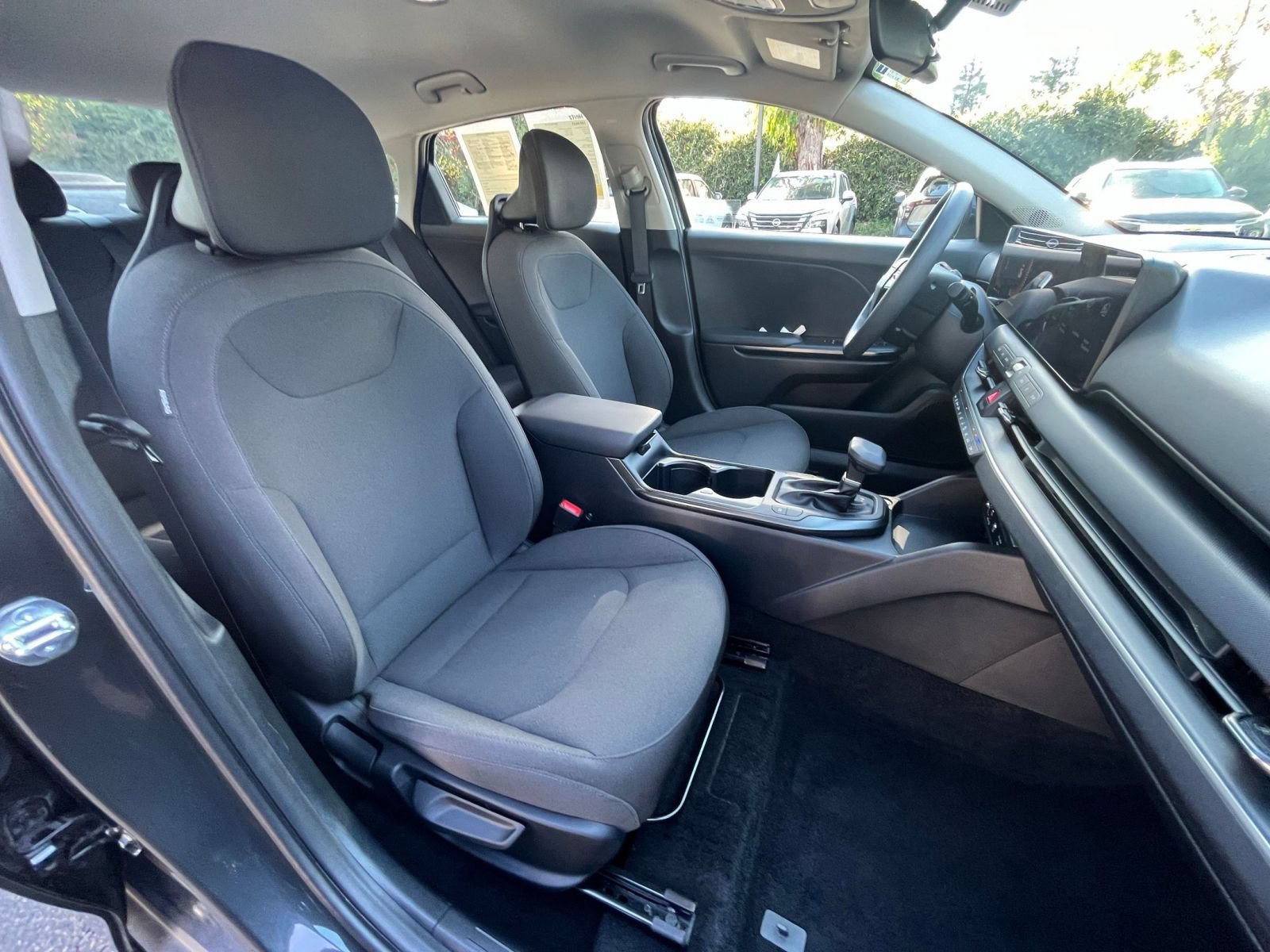 Used 2026 Kia K4 FWD image 35