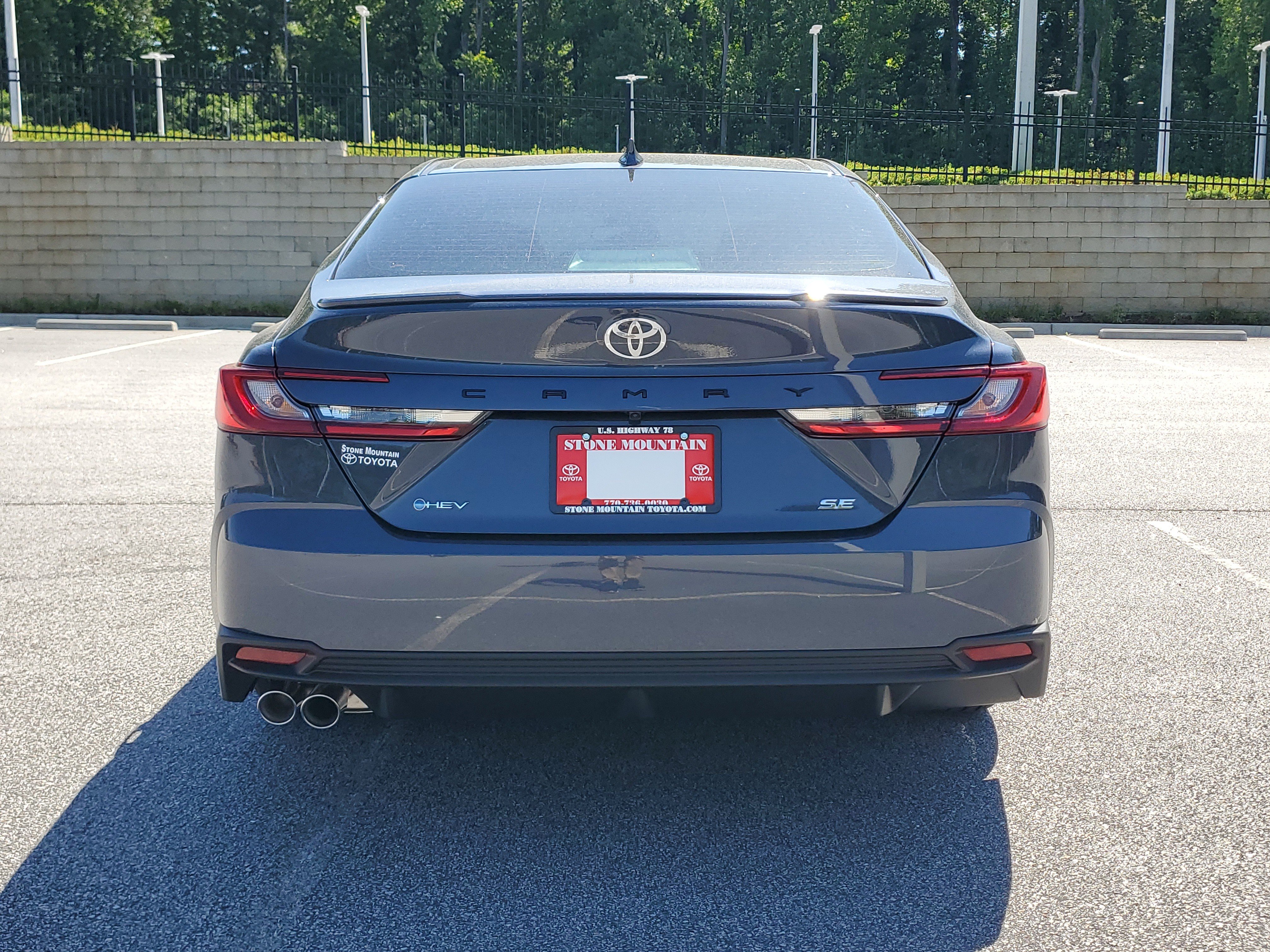 New 2026 Toyota Camry SE FWD image 5