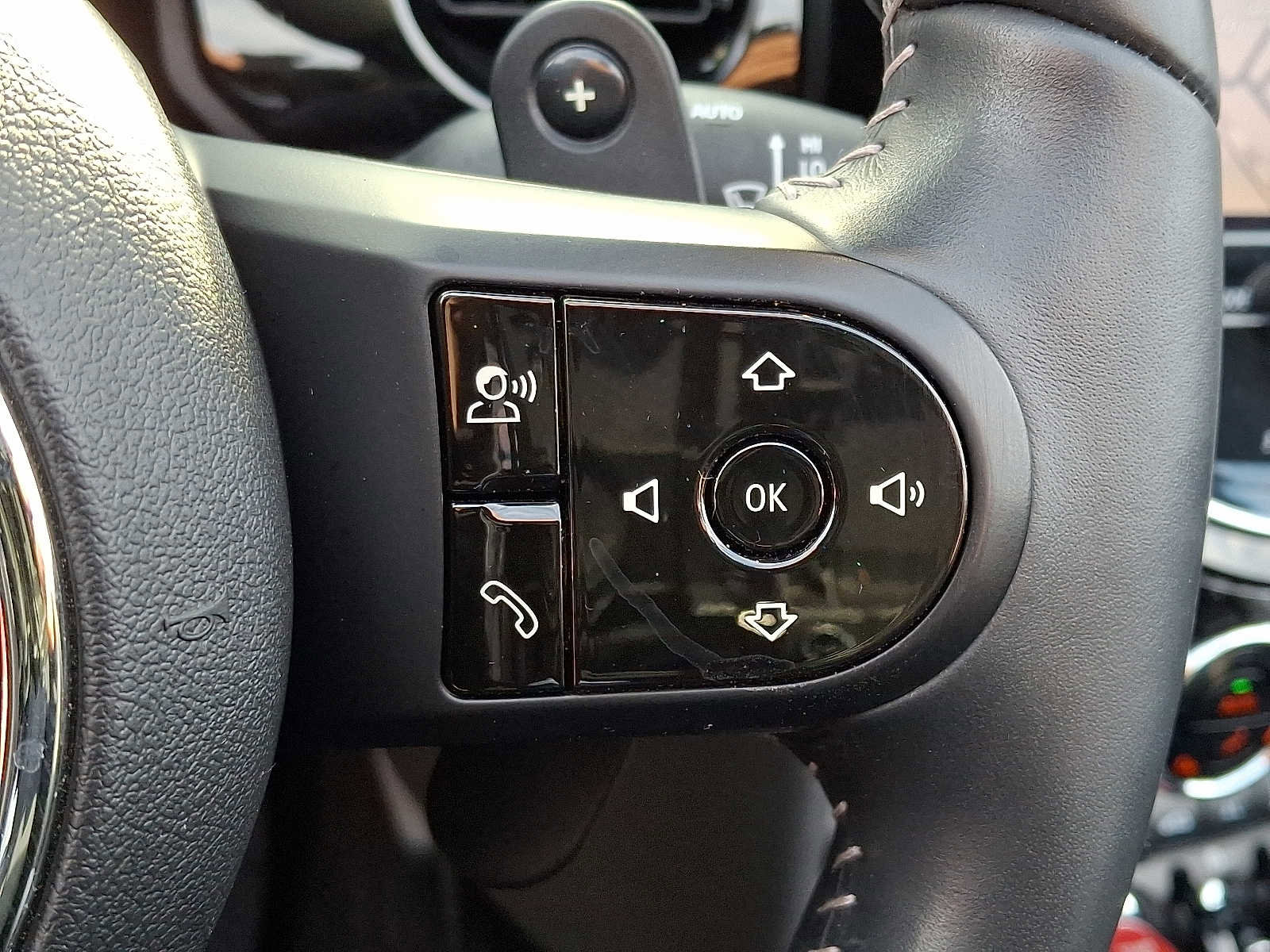 Used 2022 MINI Cooper S w/ Driver Assistance Package image 22