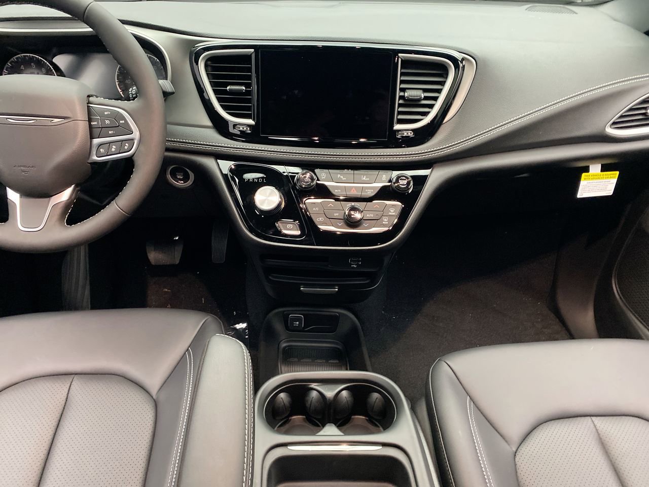 New 2027 Chrysler Pacifica Select FWD image 19