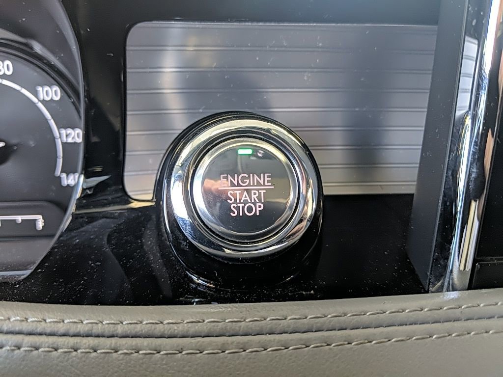 Certified 2020 Lincoln Corsair Reserve w/ Equipment Group 201A AWD/4WD image 25