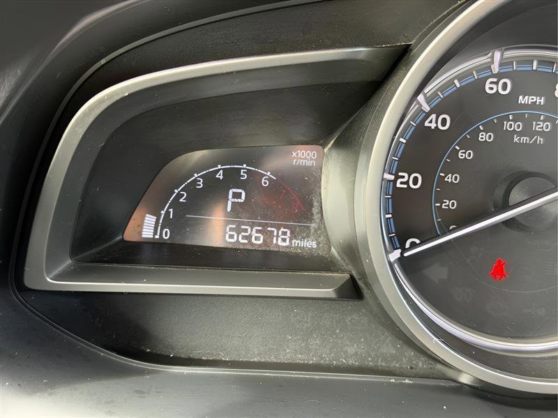Used 2020 Toyota Yaris L FWD image 40