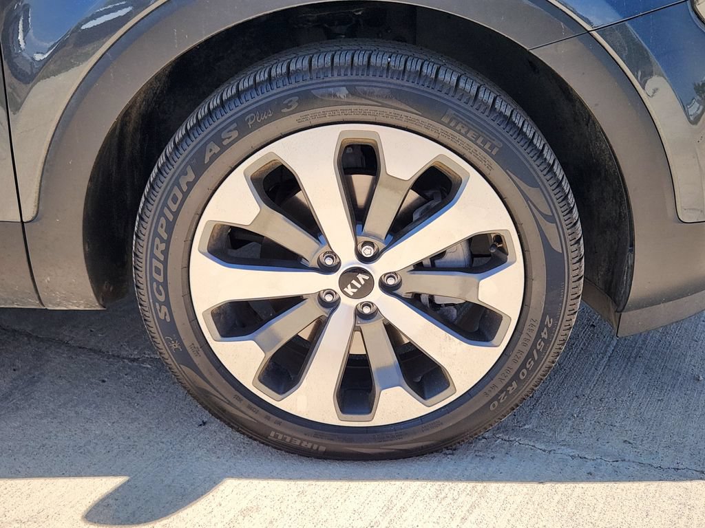 Used 2021 Kia Telluride S AWD/4WD image 16