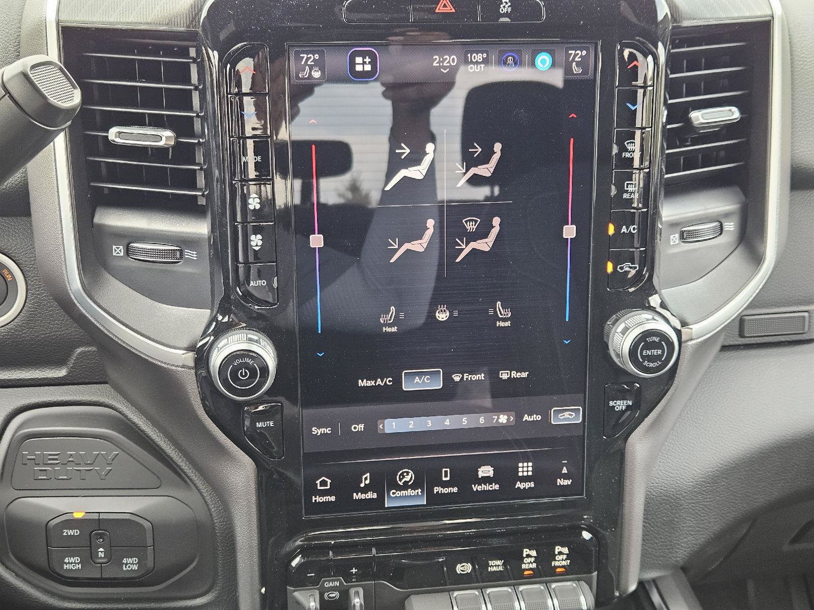 New 2027 RAM 3500 Laramie AWD/4WD image 13