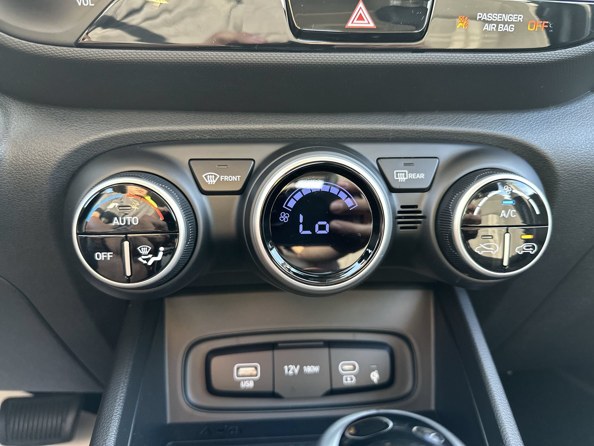 New 2026 Hyundai Venue SEL FWD image 17