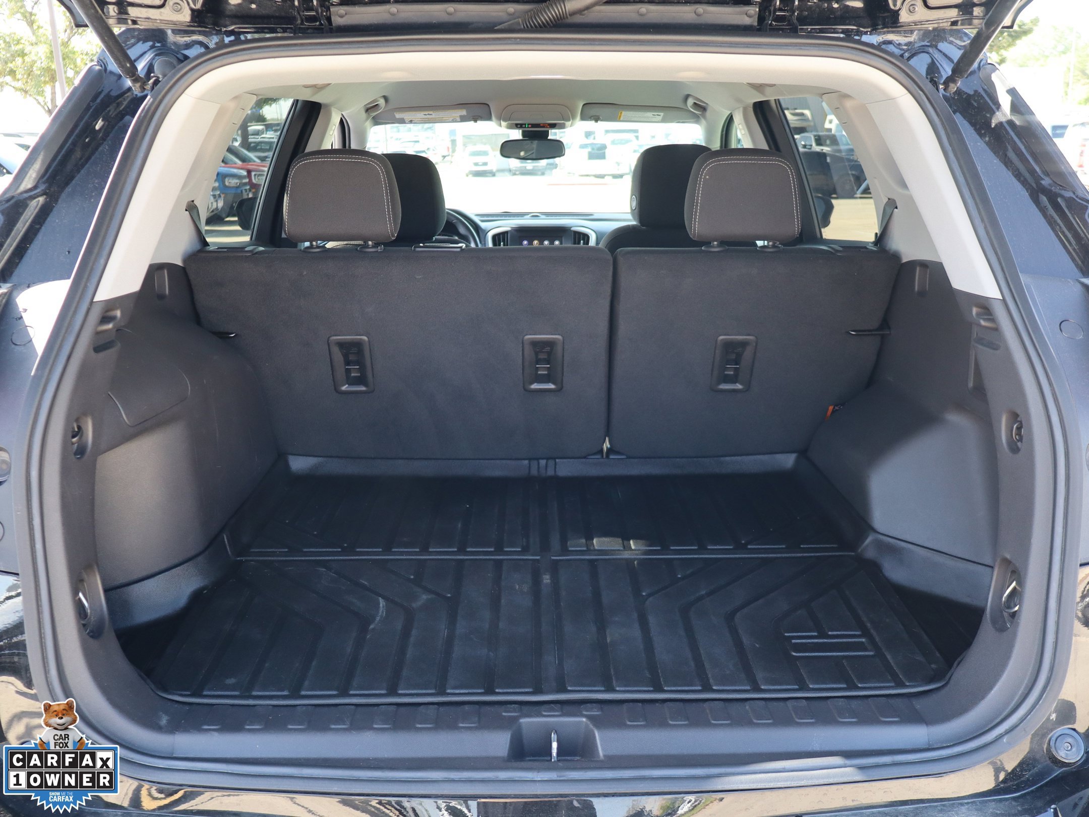 Used 2024 GMC Terrain SLE AWD/4WD image 28