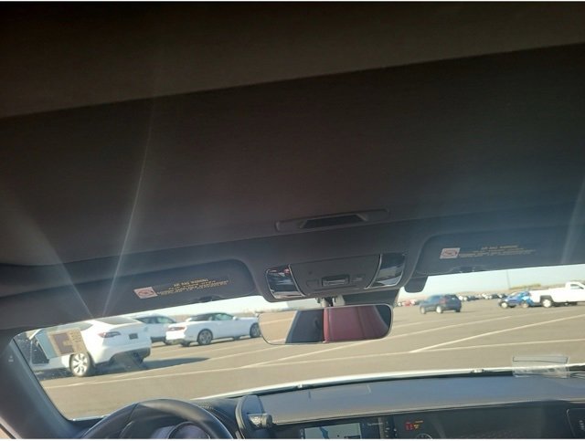 Used 2018 Lexus LC 500 Coupe w/ Sport Package image 12