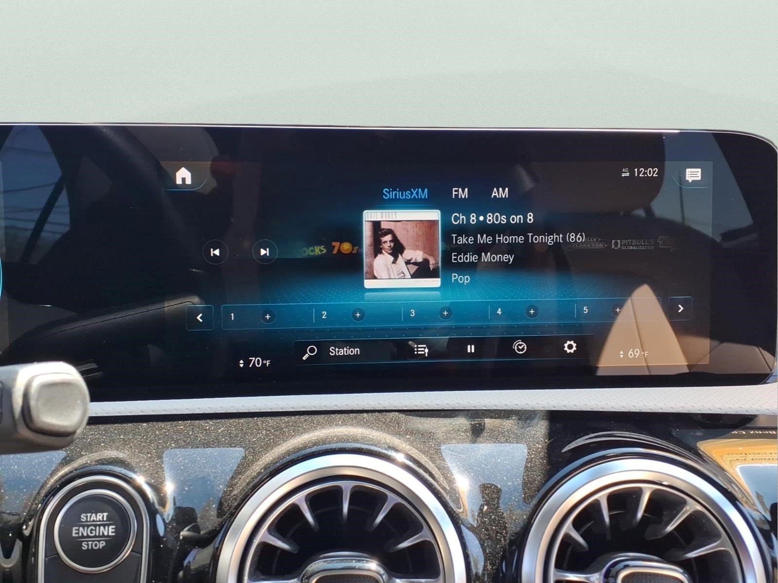 Certified 2022 Mercedes-Benz CLA 250 4MATIC image 30