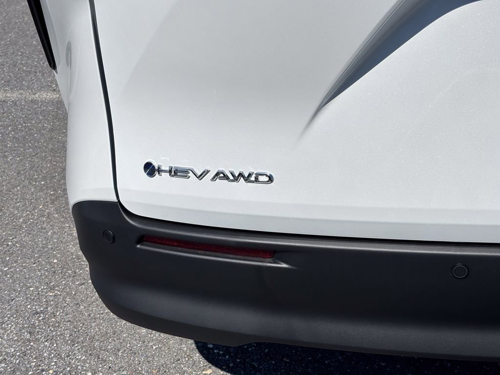 New 2026 Toyota Sienna XLE AWD/4WD image 6
