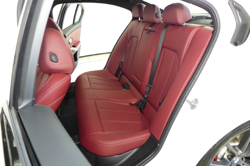 Used 2024 BMW M340i w/ Premium Package RWD image 21