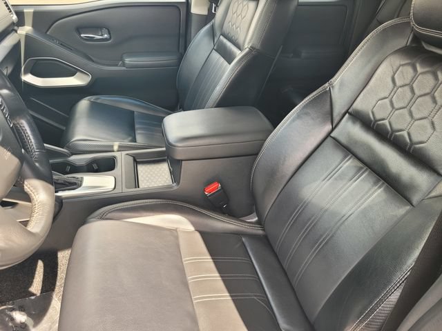 Certified 2022 Nissan Frontier SV w/ SV Premium Package RWD image 13