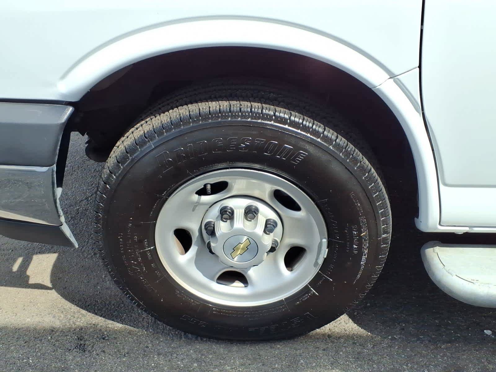 Certified 2025 Chevrolet Express 2500 w/ Driver Convenience Package RWD image 8