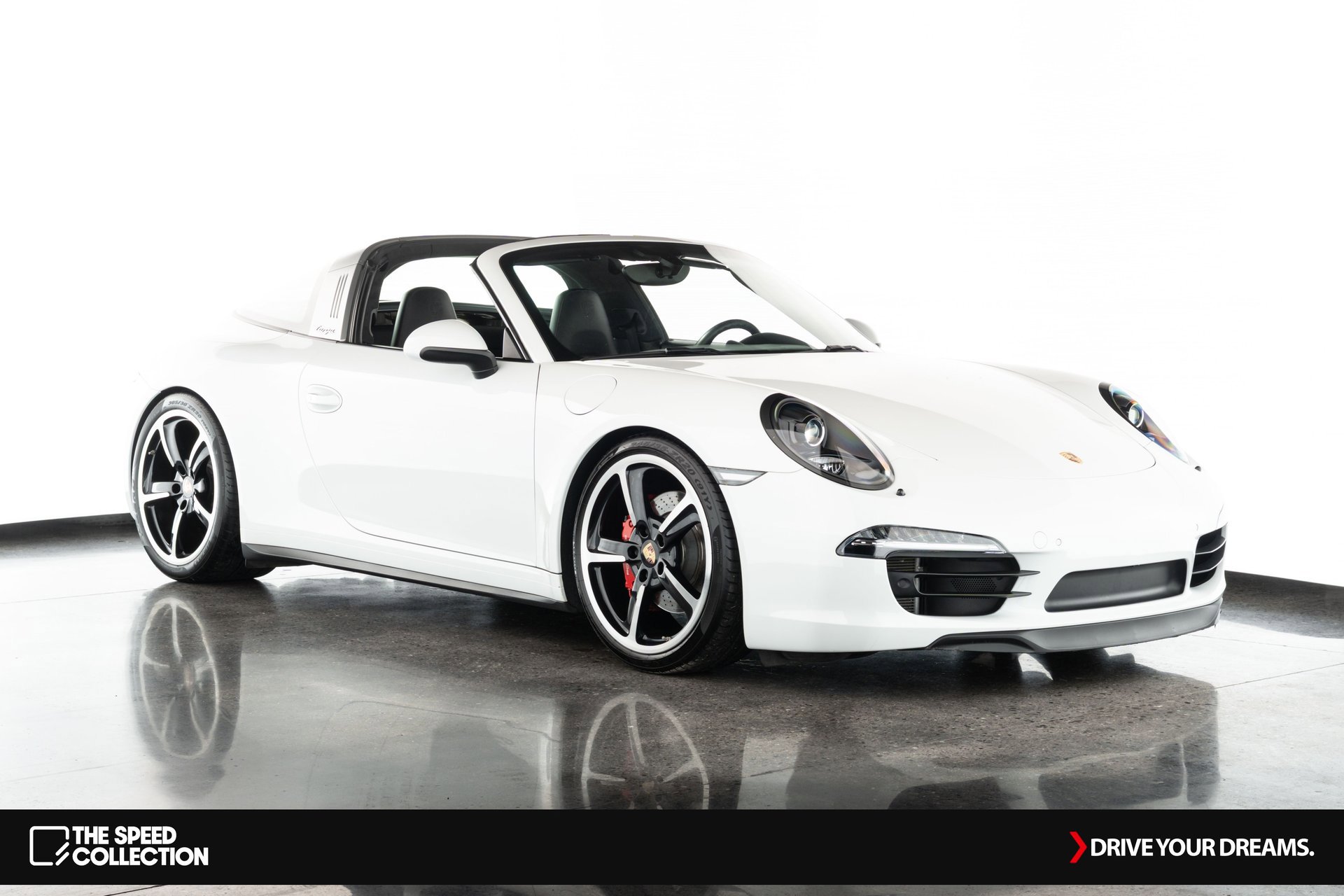 Used 2014 Porsche 911 Targa 4S image 2