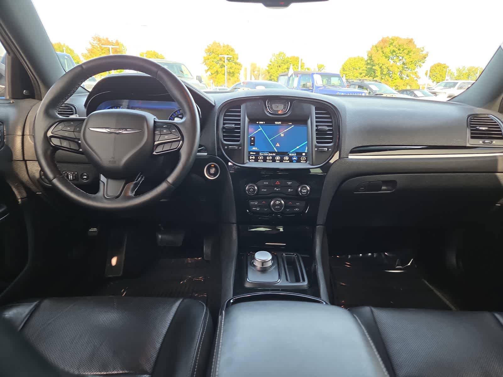 Used 2018 Chrysler 300 S w/ 300S Premium Group 2 RWD image 18