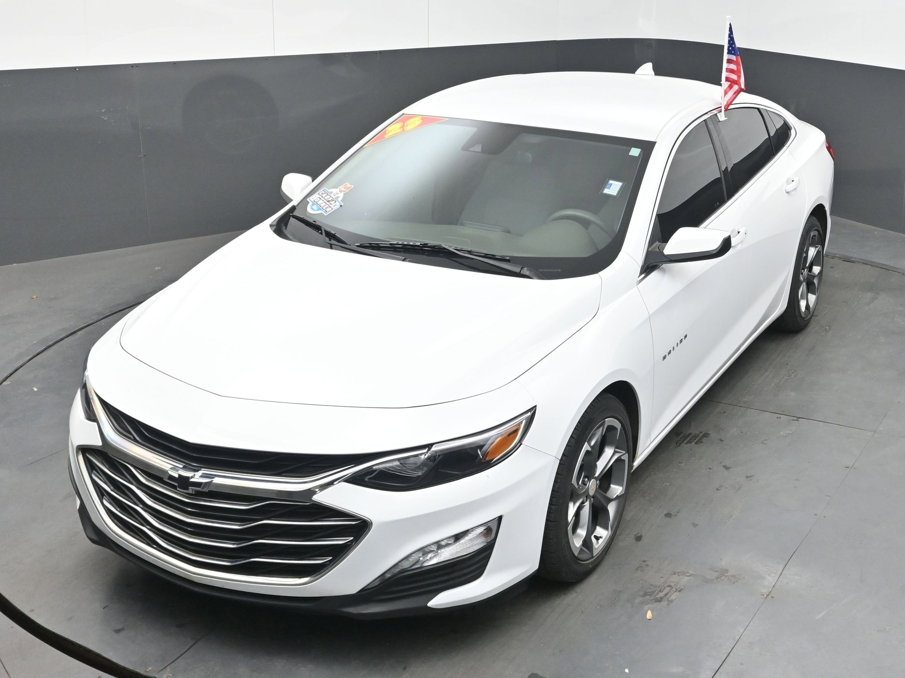 Used 2023 Chevrolet Malibu LT FWD image 33