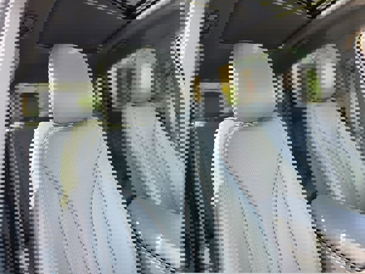 Used 2019 Lincoln Nautilus Reserve image 17