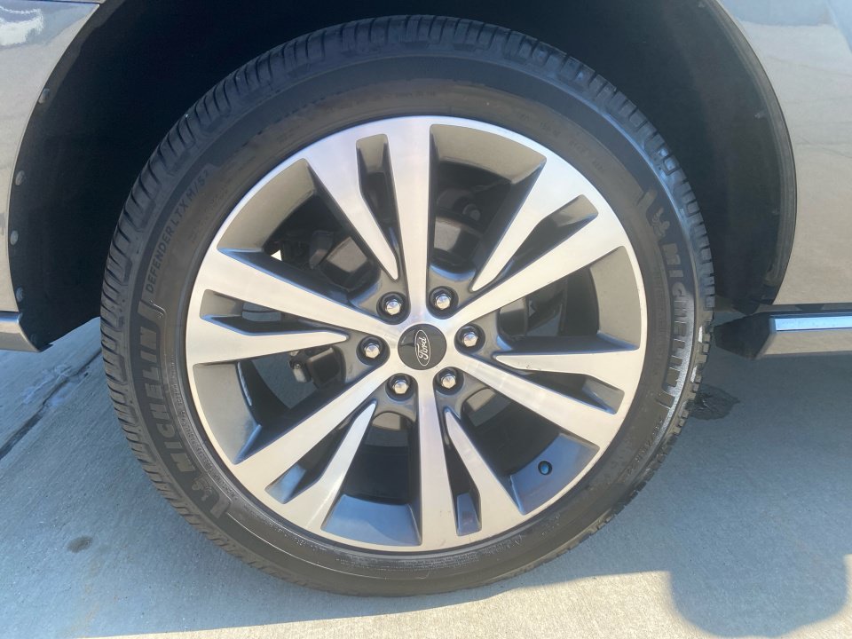 Used 2021 Ford Expedition Platinum AWD/4WD image 27