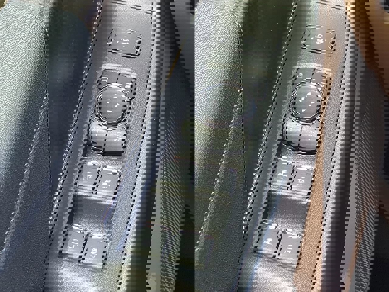 New 2025 Ford F350 Lariat w/ Lariat Ultimate Package image 25