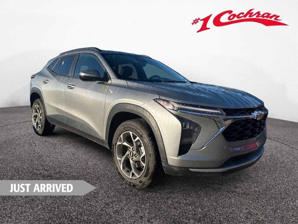 Used 2024 Chevrolet Trax LT w/ Driver Confidence Package