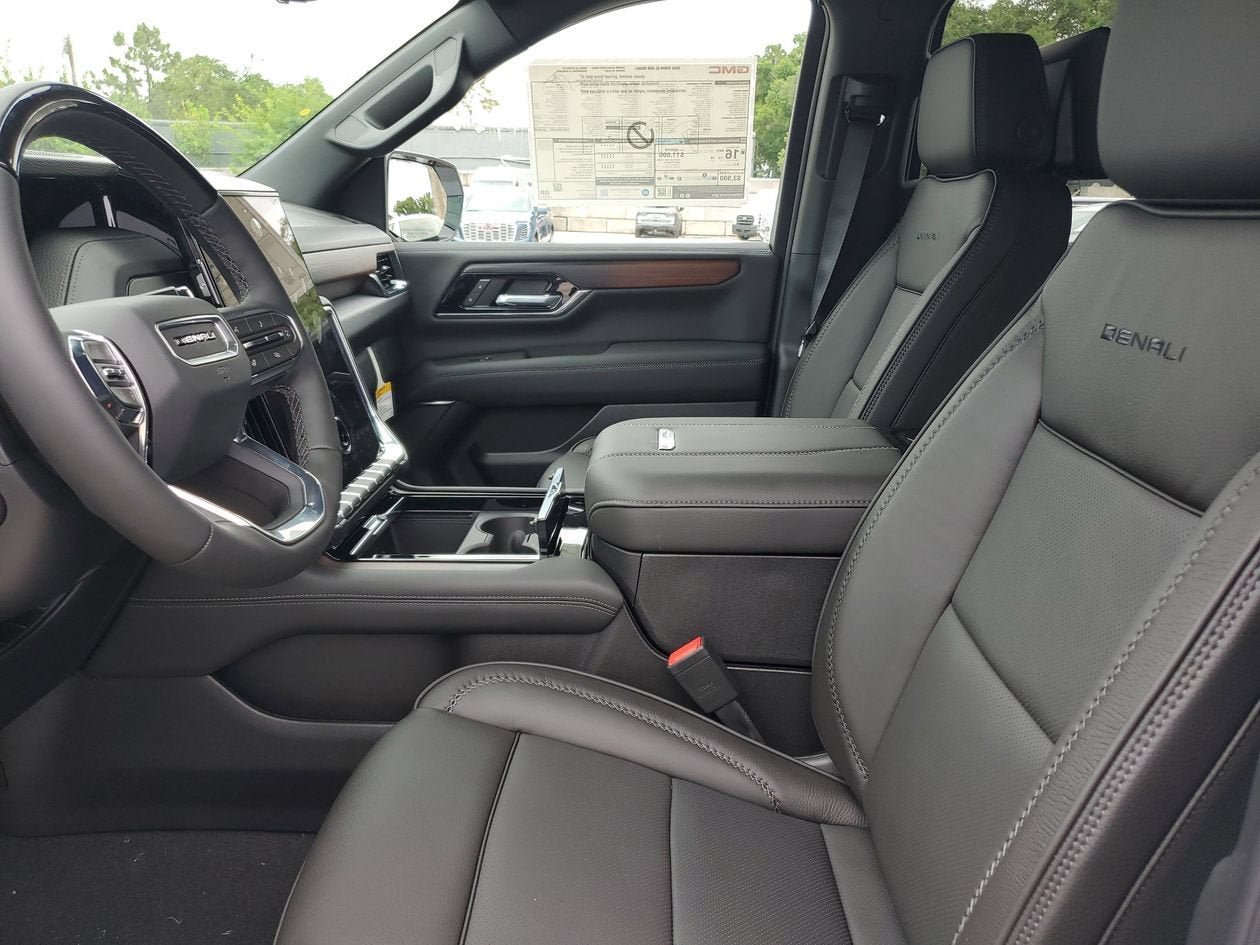 New 2026 GMC Yukon XL Denali w/ Denali Reserve Package AWD/4WD image 19
