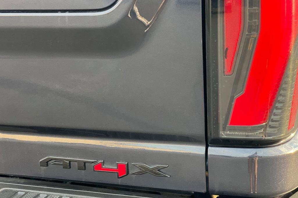 Used 2024 GMC Sierra 2500 AT4X image 24