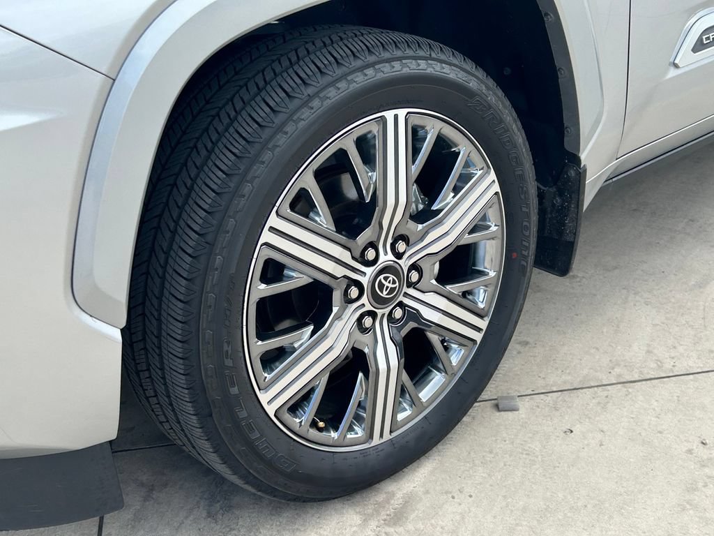Certified 2025 Toyota Sequoia Capstone AWD/4WD image 9