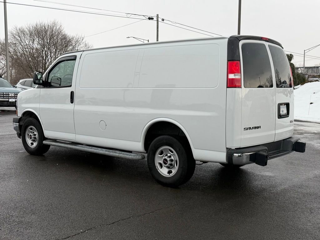 Used 2019 GMC Savana 2500 w/ Driver Convenience Package RWD video 4