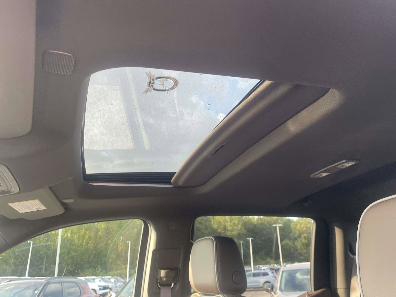 Certified 2025 GMC Sierra 1500 Denali w/ Denali Reserve Package image 2