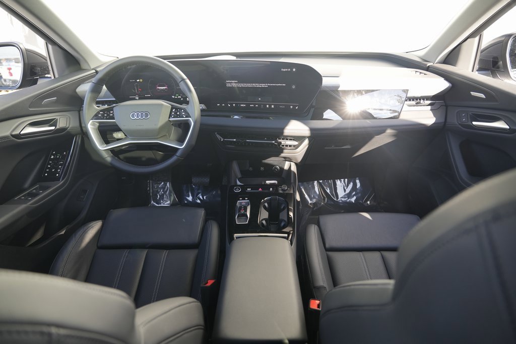 Used 2025 Audi Q6 e-tron Premium Plus w/ Premium Plus image 45