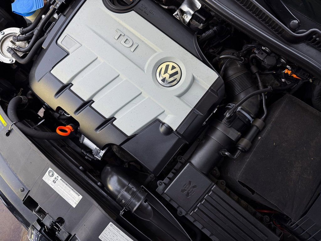Used 2013 Volkswagen Golf TDI image 28