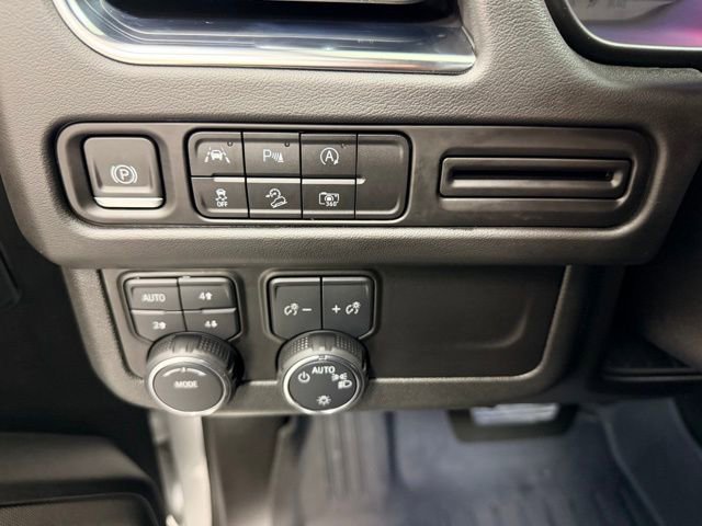 Certified 2023 Chevrolet Tahoe Z71 w/ Luxury Package image 20