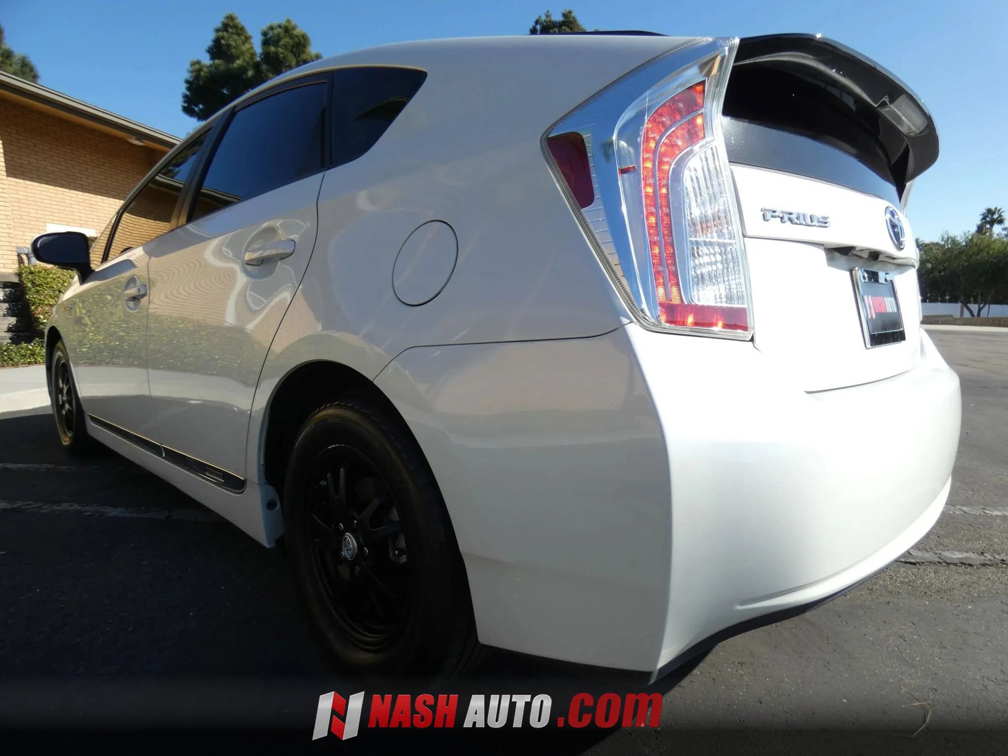 Used 2014 Toyota Prius Two FWD image 10
