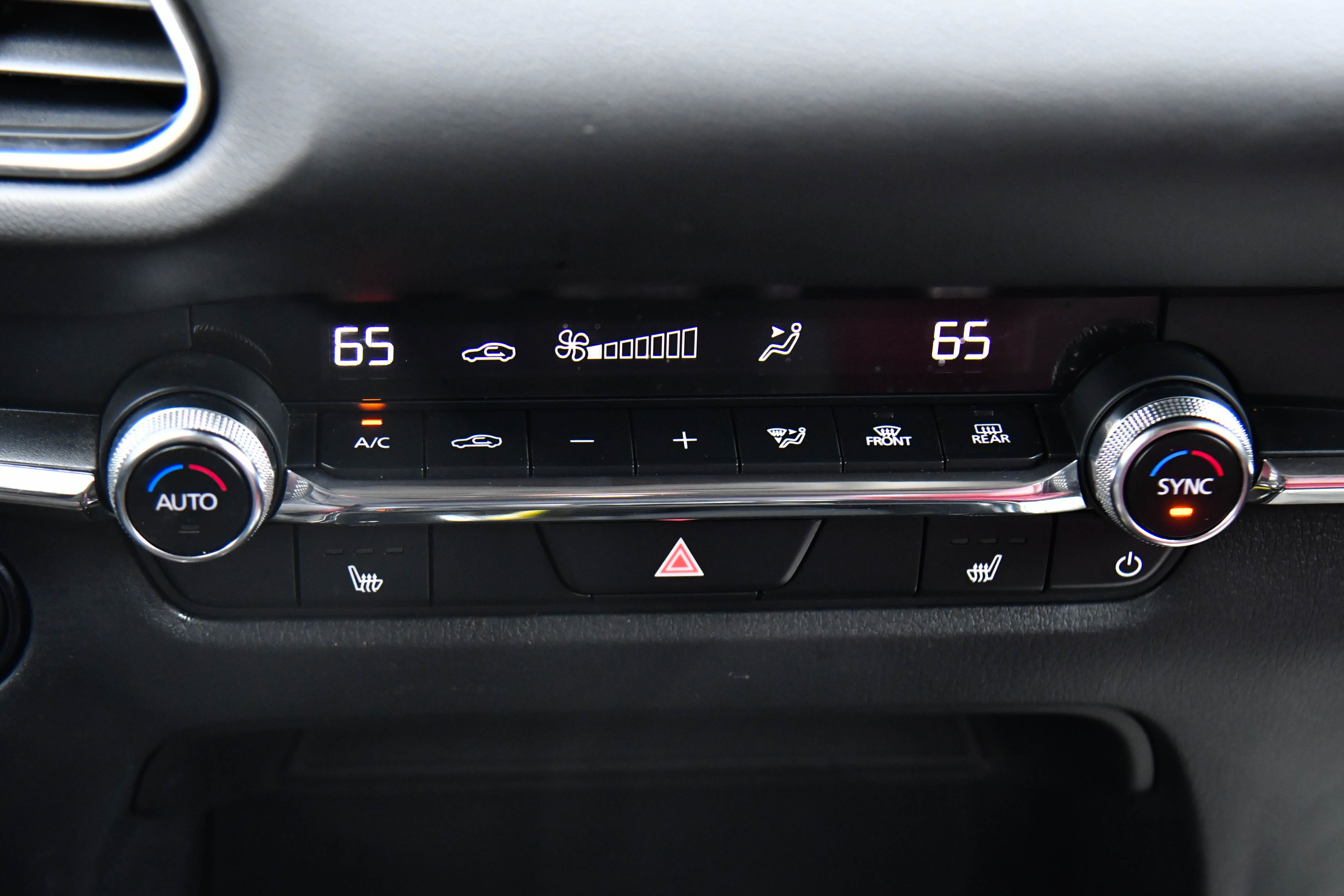 Used 2024 MAZDA CX-30 AWD 2.5 S w/ Preferred Package image 22