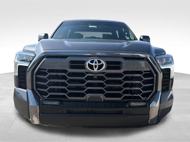 Used 2025 Toyota Tundra Platinum w/ TRD Off-Road Package AWD/4WD image 2