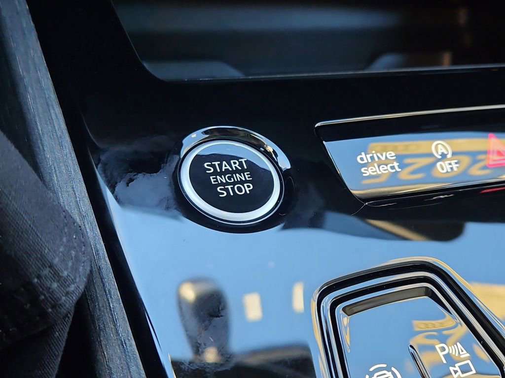 Used 2025 Audi A5 2.0T Premium w/ Convenience Package image 26