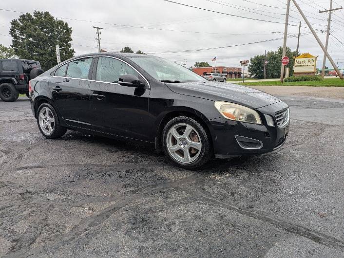 Used 2012 Volvo S60 T5 w/ Climate Pkg FWD image 5