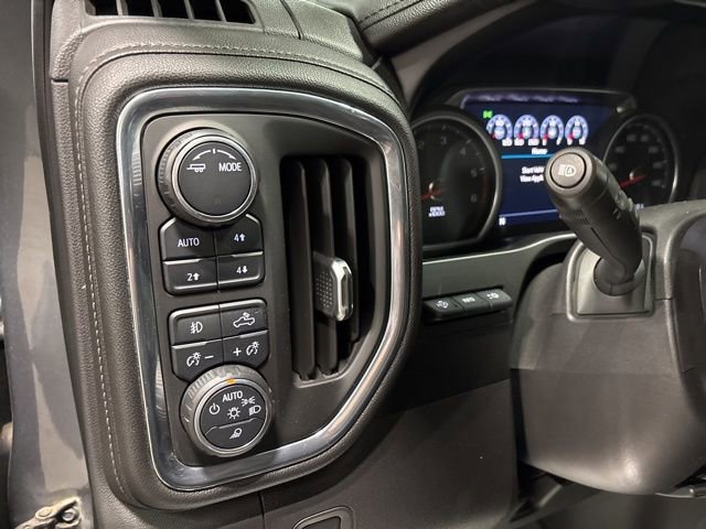 Used 2020 Chevrolet Silverado 1500 LTZ AWD/4WD image 23