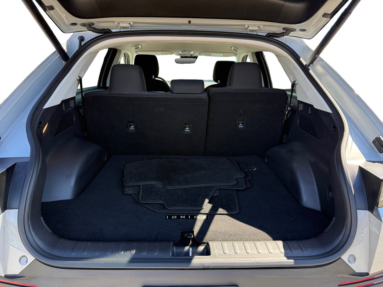 Certified 2024 Hyundai Ioniq 5 SEL RWD image 17