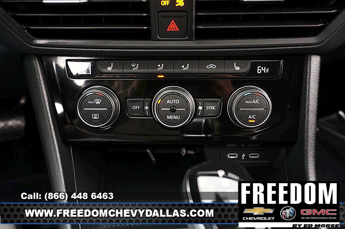 Used 2024 Volkswagen Jetta SE FWD image 18