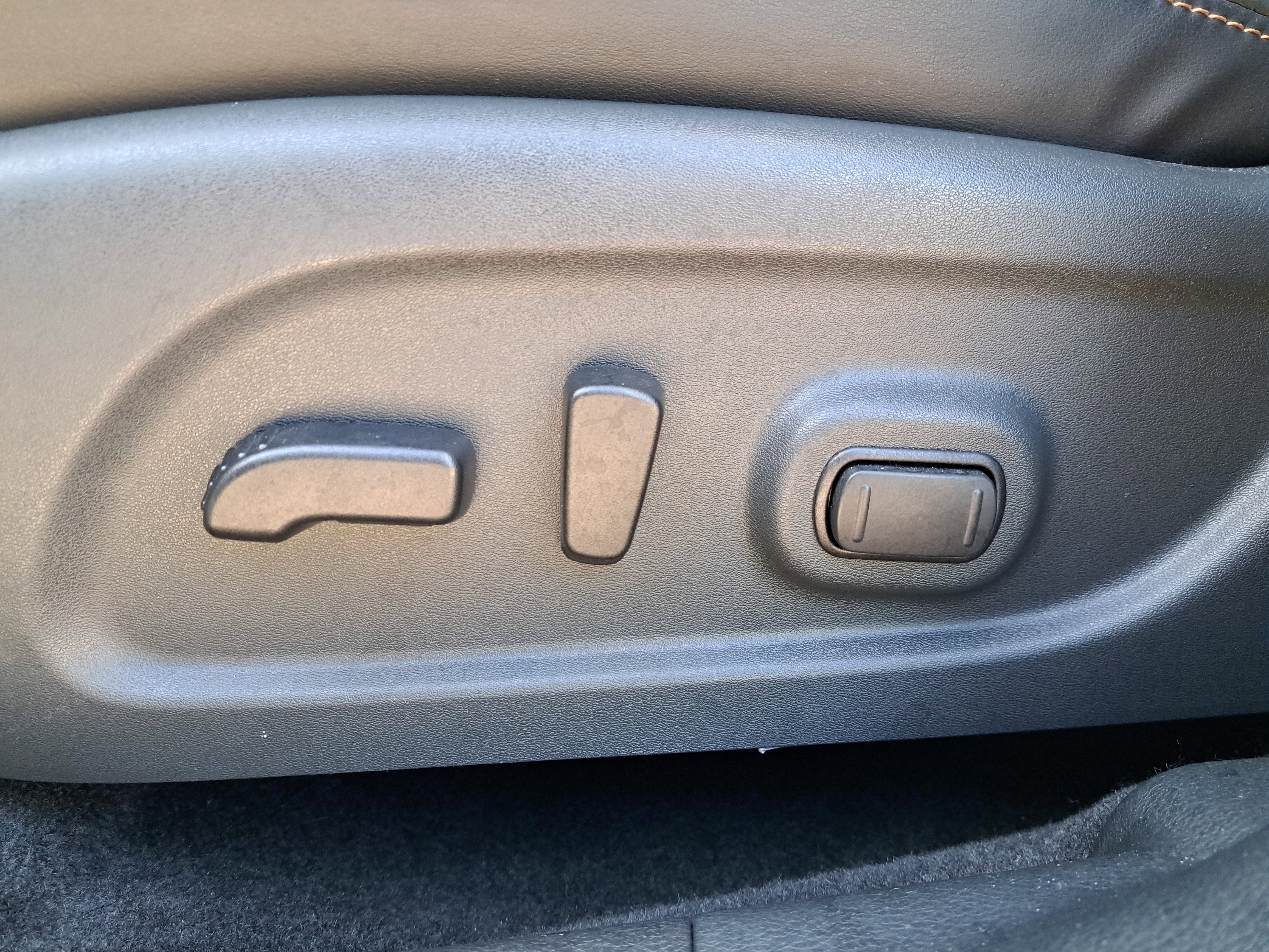 Certified 2024 Nissan Murano Platinum w/ Cargo Package image 17