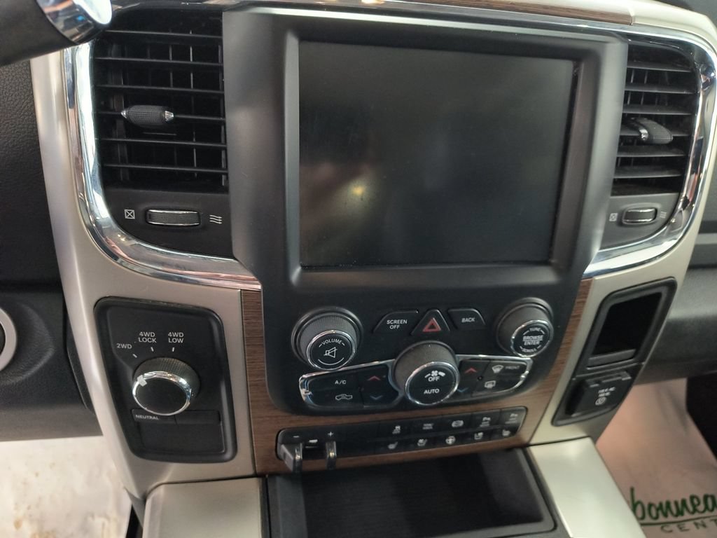 Used 2016 RAM 3500 Laramie w/ Cold Weather Group AWD/4WD image 21
