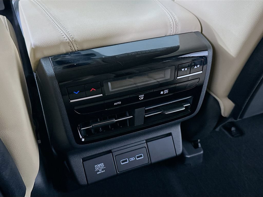 Used 2022 Acura MDX FWD image 30